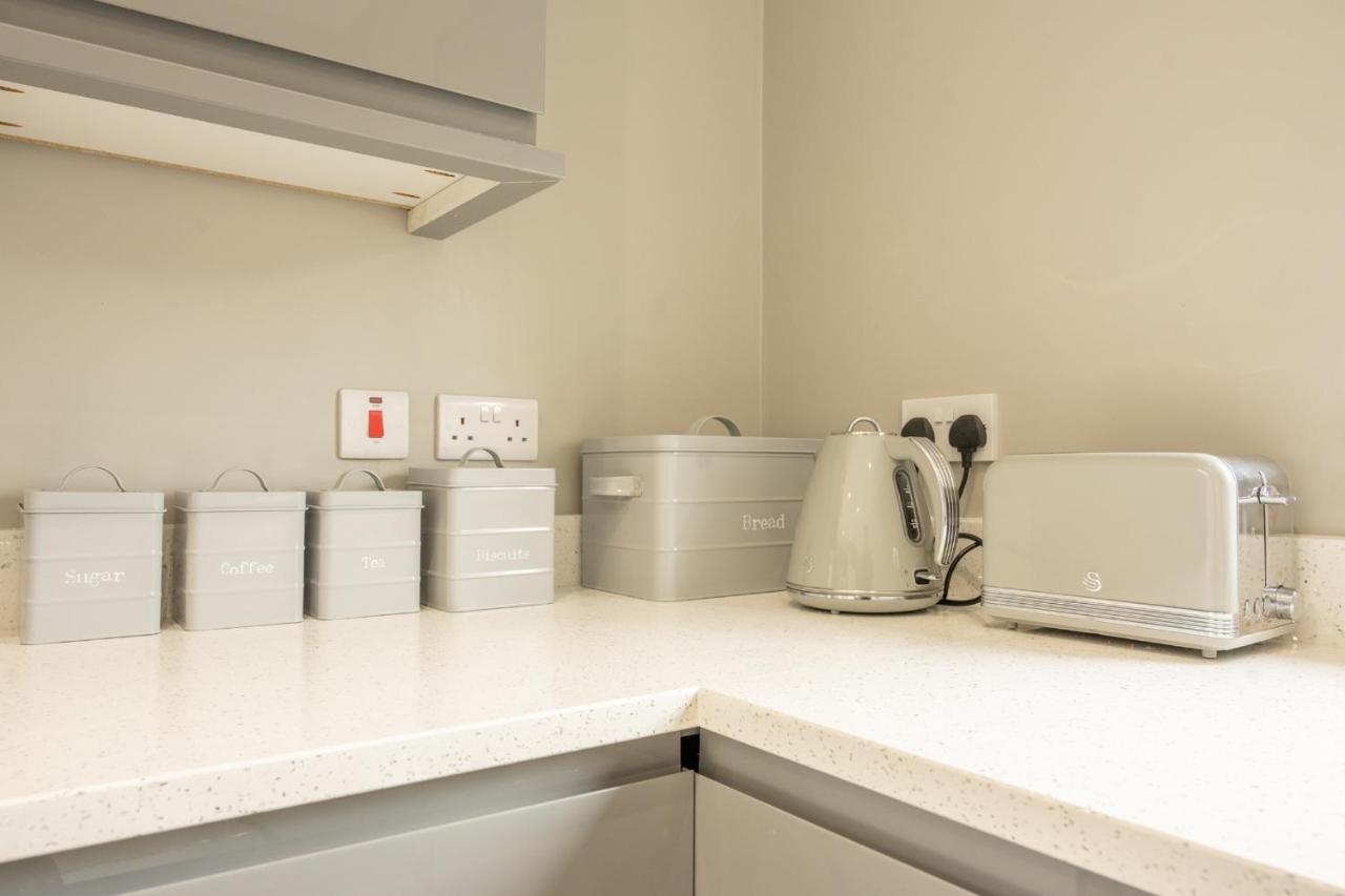 The View Apartment 2, Newry - Luxury Open Plan Apartment With City Views Exterior foto